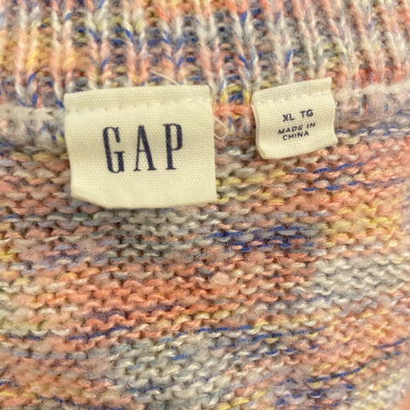 sweater - Picture 3 of 3